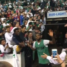 Irving, Hayward a présenté Celtics pour la 1ère fois chez TD Garden